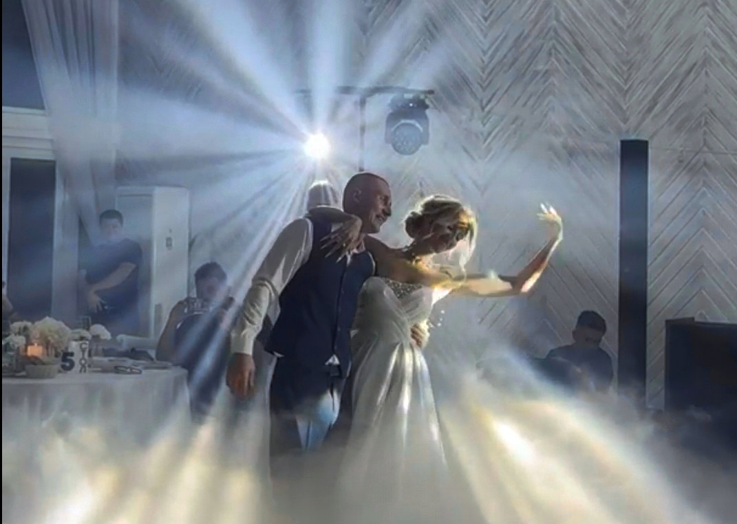 Свет на свадьбу